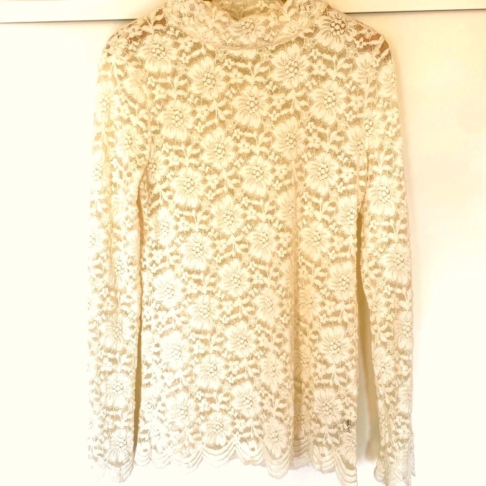 BCBG Maxazria top. Like new.